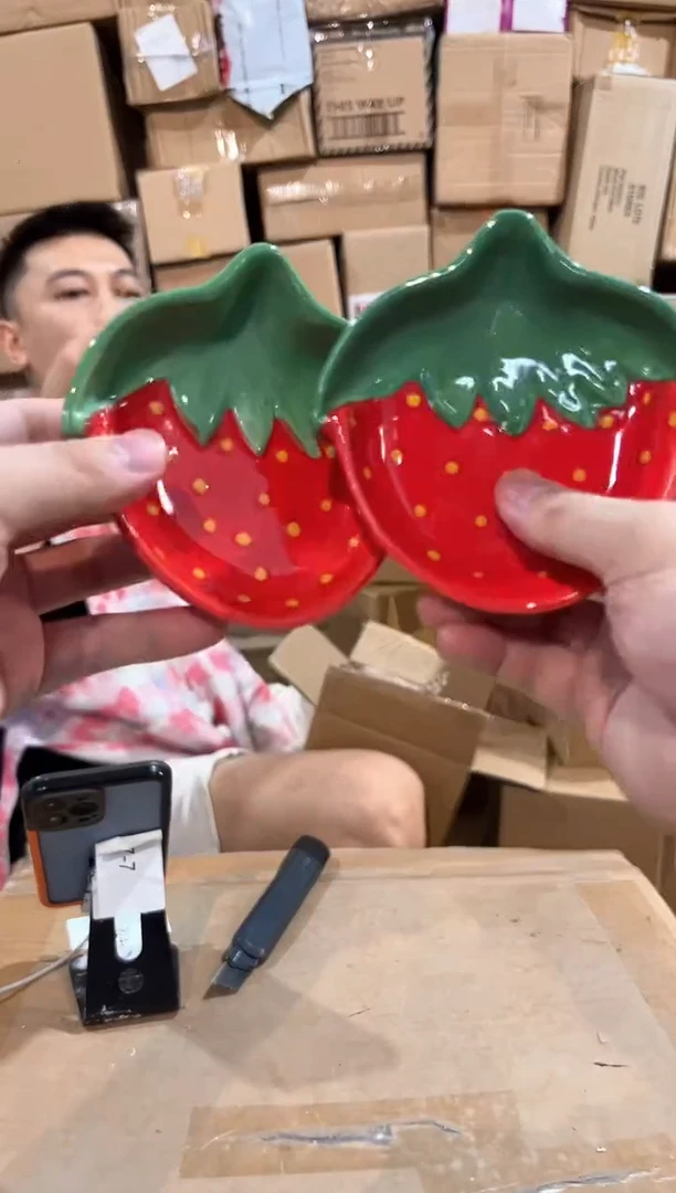 瓷片草莓小碟子2件套