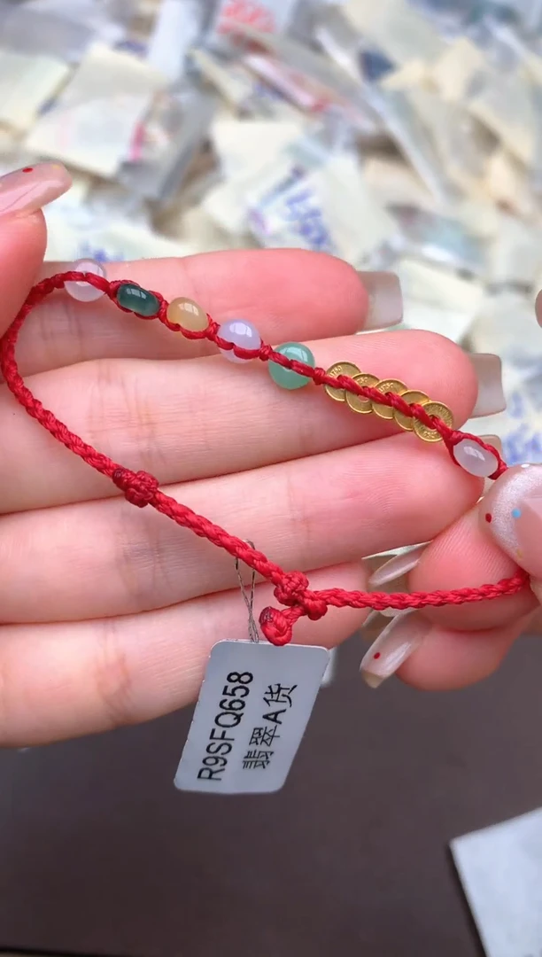 未镶嵌挂件翡翠一