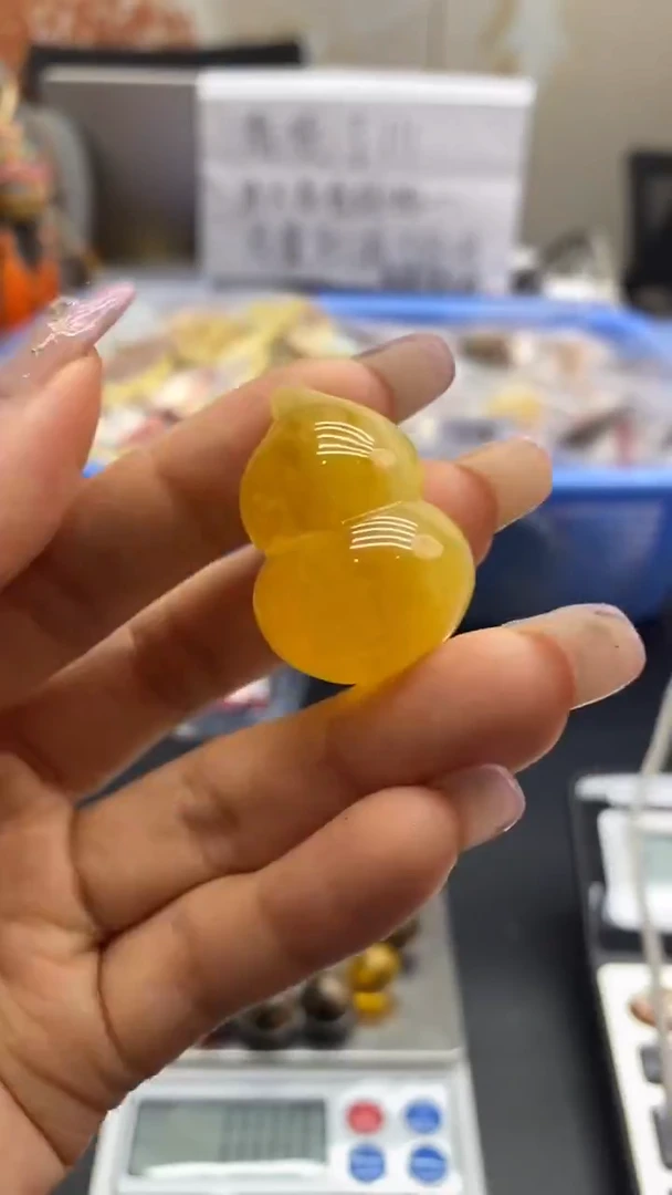 琥珀未镶嵌珠宝奇石2976
