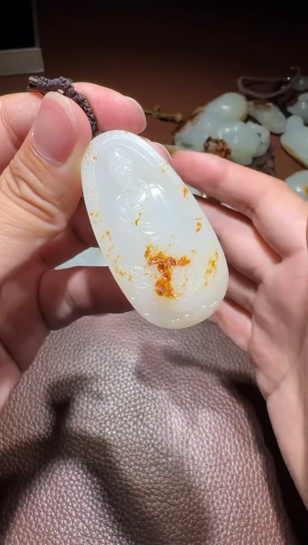 未镶嵌和田玉挂件暗**阳和田玉