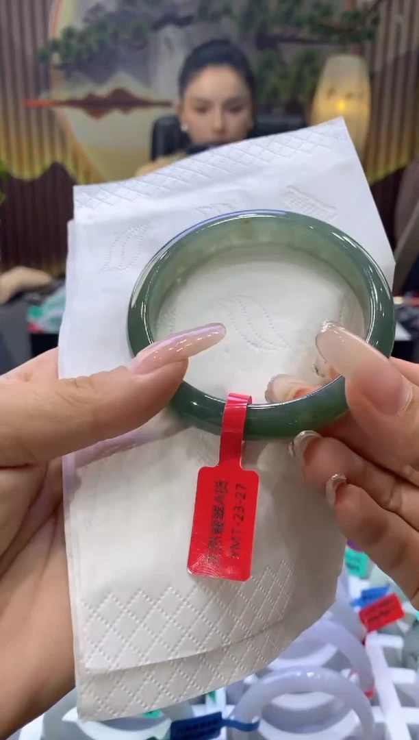 翡翠手镯未镶嵌00007309