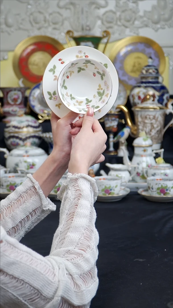 骨瓷婷婷中古器物如图所示63