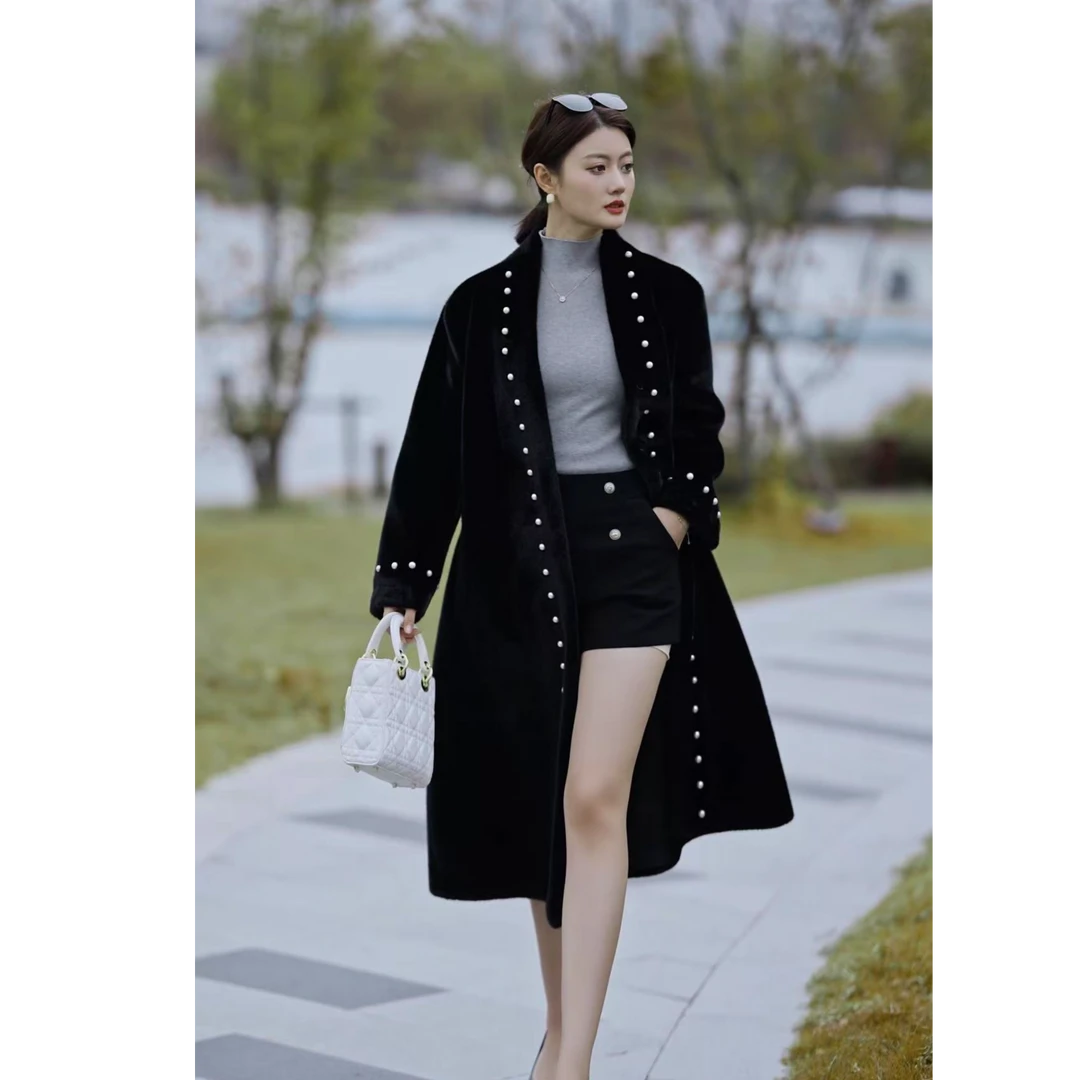 金狐狸冬季皮毛一体钉珠轻奢珍珠保暖气质时尚毛毛草草长款外套女