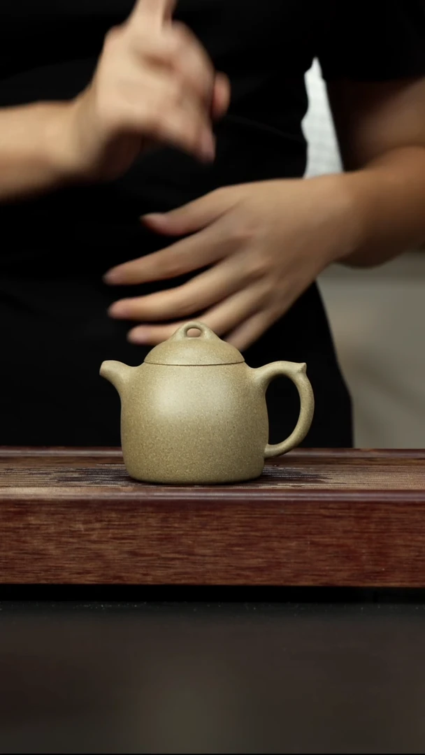 紫砂茶壶青段 秦权