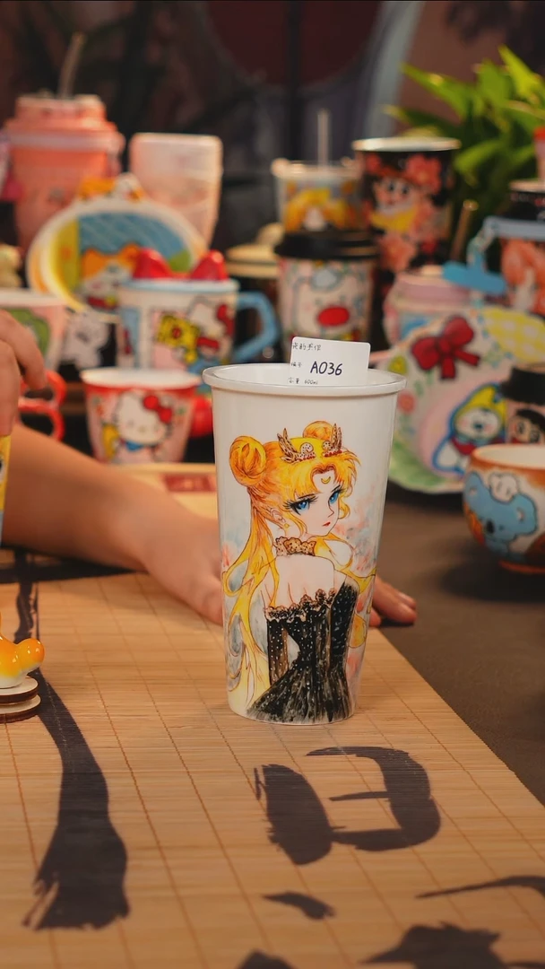 ?****?景德镇手工手绘美少女可乐杯