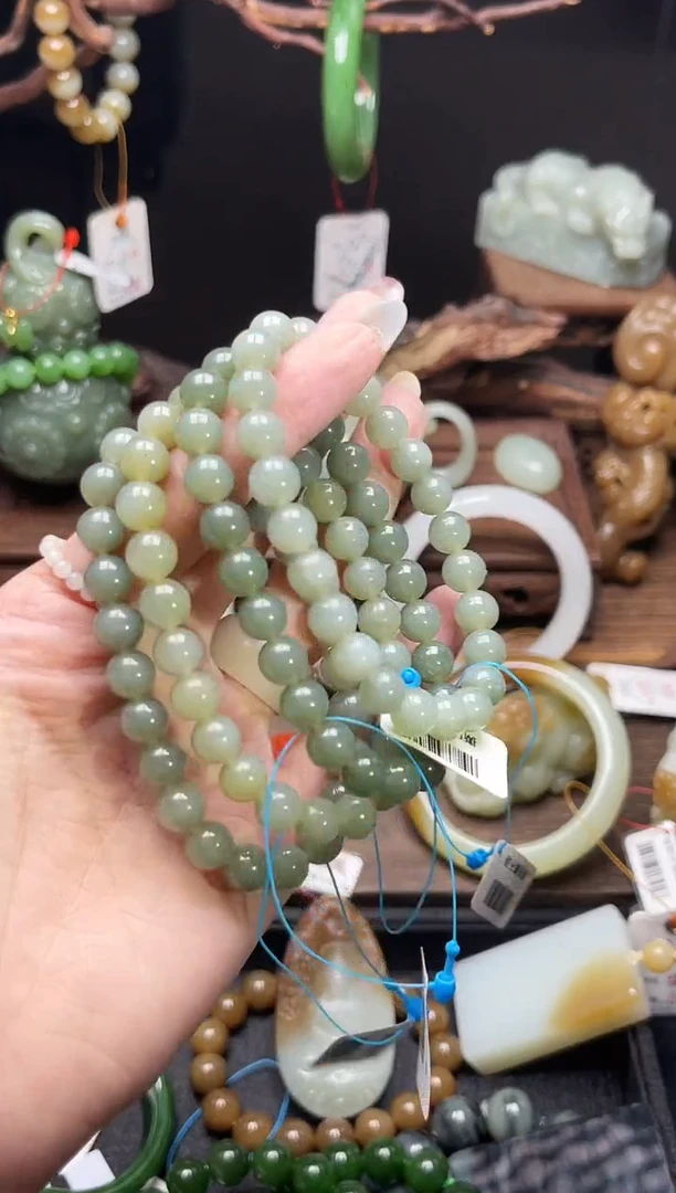 手串未镶嵌和田玉卡8吐拉牧场 圆珠有瑕疵多样性发一