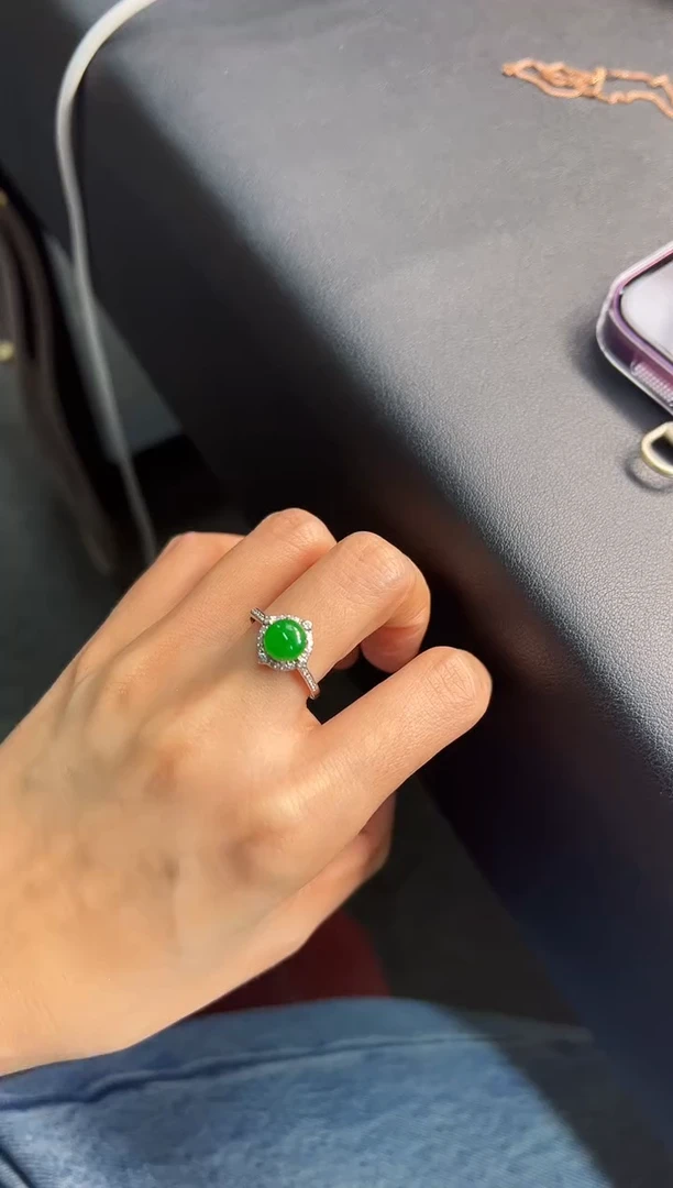 18K金镶嵌戒指翡翠KYZI1122-003