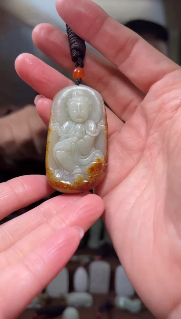 颈饰未镶嵌和田玉·