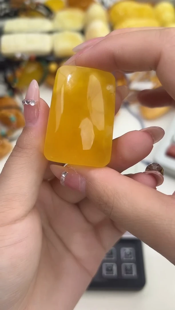裸石琥珀未镶嵌天然琥珀蜜蜡吊坠