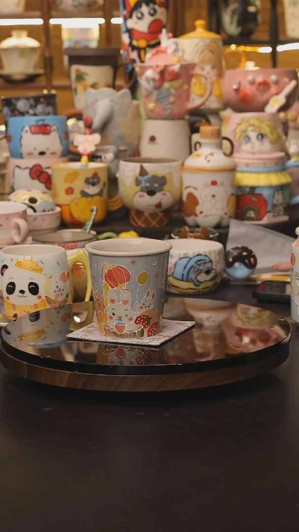 景德镇釉下彩绘设计师款式陶瓷