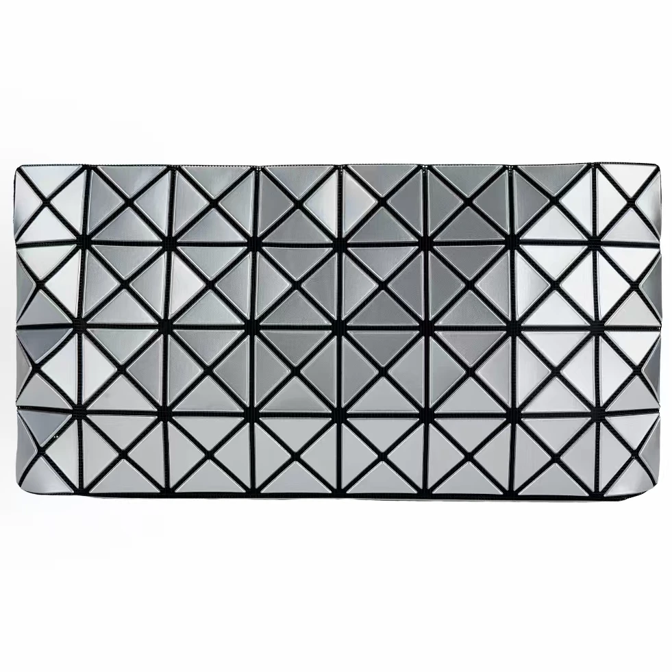 95新 Issey Miyake/三宅一生 八格 手拿包【夏vv】BGB600090004