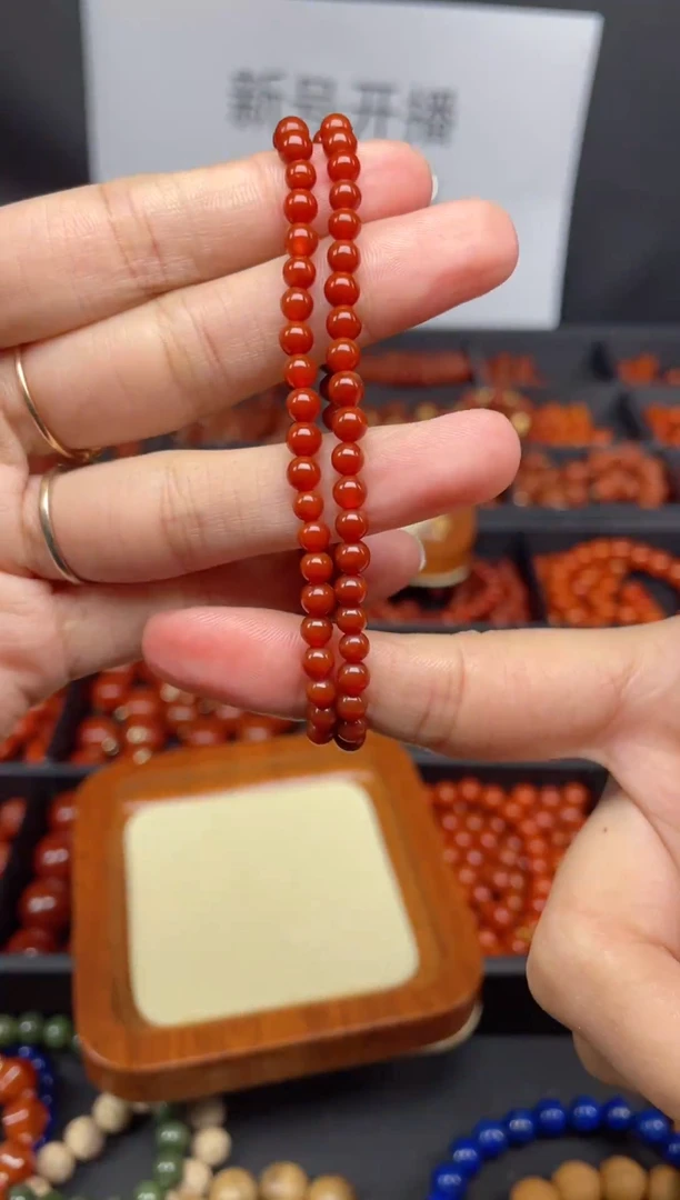 未镶嵌手串玛瑙/玉髓4mm小米珠（单圈）