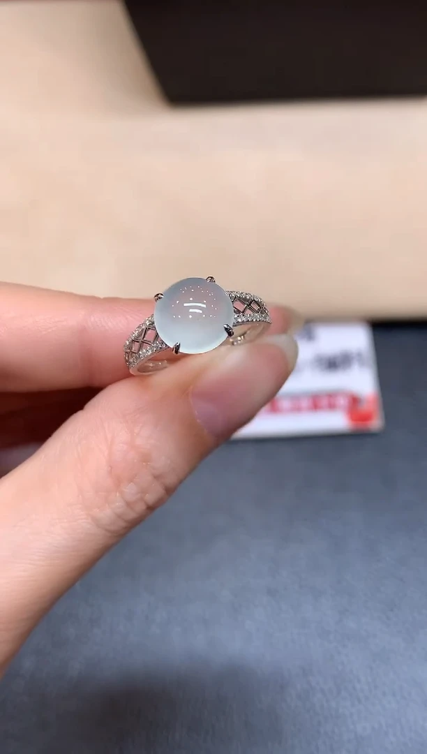 18K金镶嵌戒指翡翠【无鉴赏期】蛋面【无服务费