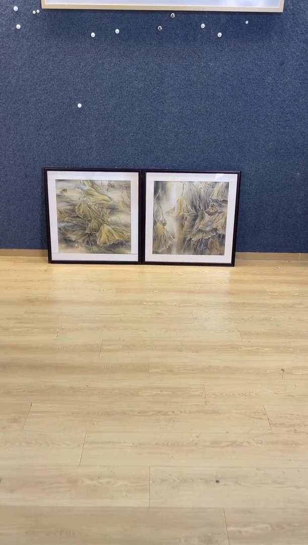 国画s*n7378王晓Z工笔荷花四尺斗方带框两幅