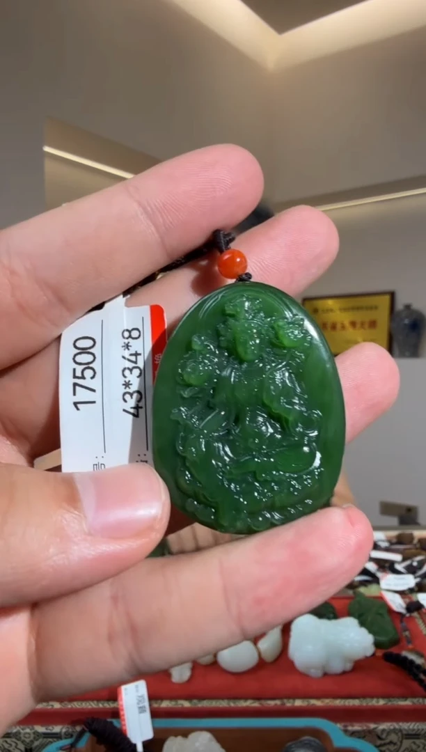 和田玉未镶嵌颈饰1
