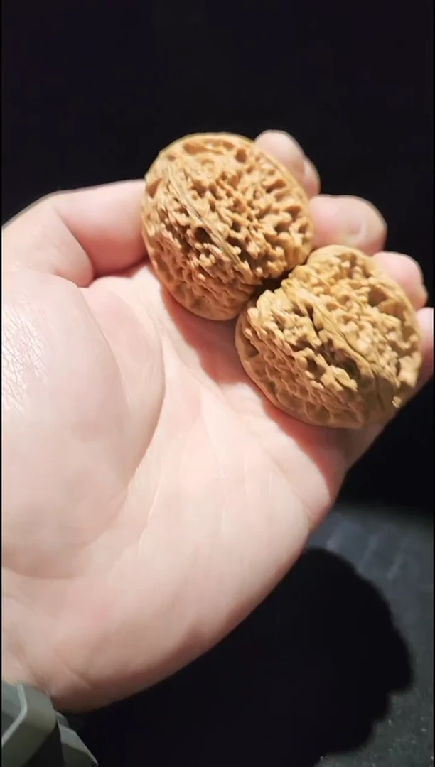 把件核桃南疆以打底无修无黄#4209761