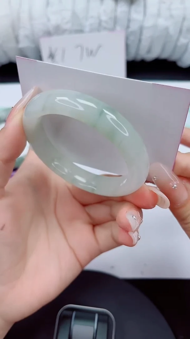 石英质玉手镯未镶嵌237-52/53