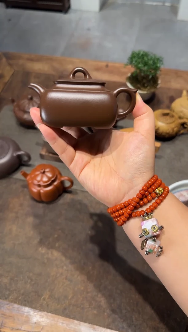 茶壶紫砂木*人长四方 紫砂壶