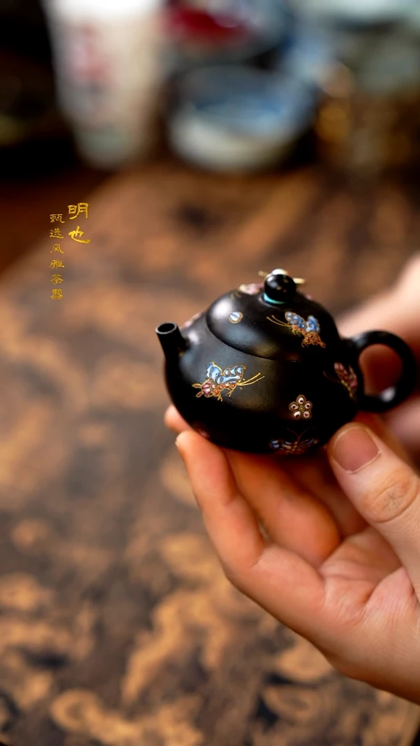 【闪购商品】1明也茶器/ 蝴蝶壶一个