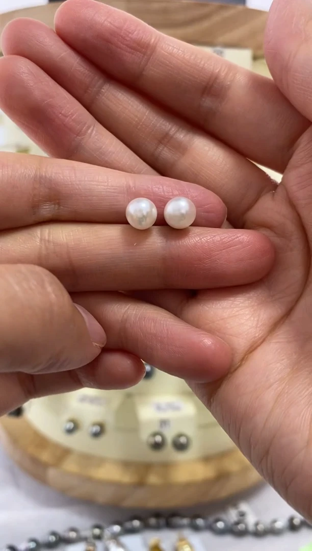 【闪购商品】海水珍珠耳饰银S925镶嵌AK