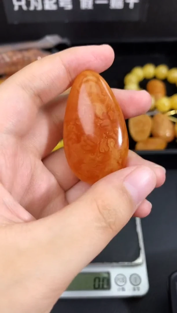 蜜蜡未镶嵌珠宝奇石226