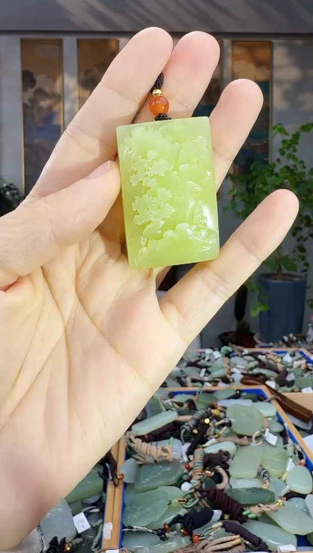 未镶嵌和田玉挂件拍一发一