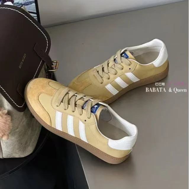 Barbie【薇薇推荐】简约平底运动百搭休闲鞋 762