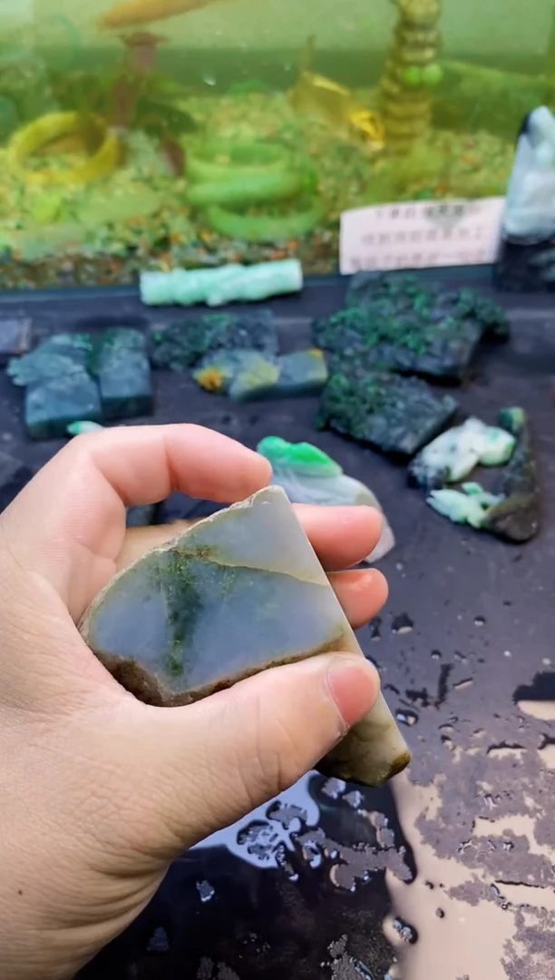 【闪购商品】翡翠颈饰未镶嵌175天然翡翠