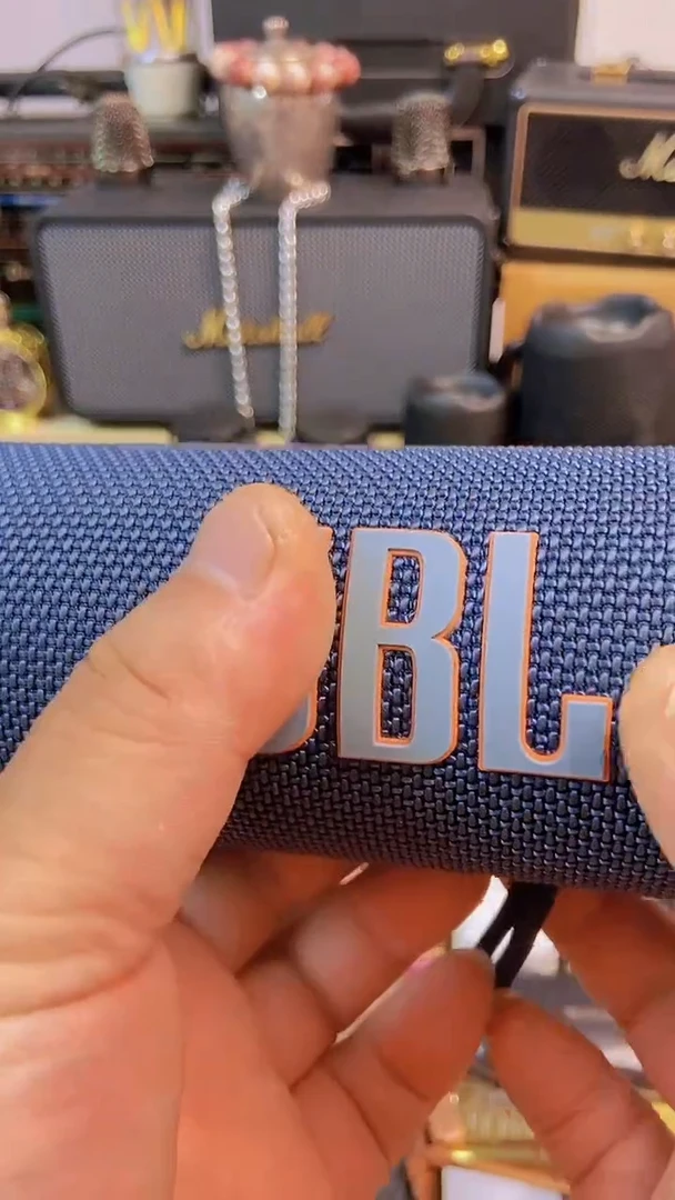 瓷片闪购商品，如图所示