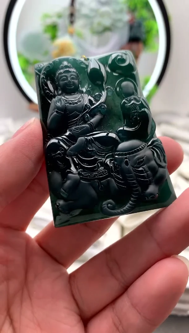 【闪购商品】翡翠颈饰未镶嵌普贤