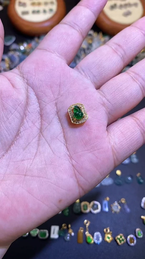 【闪购商品】翡翠吊坠(不含链)银S925镶嵌1