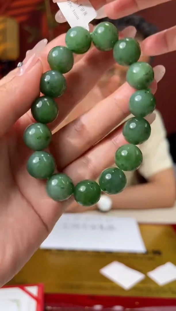 和田玉未镶嵌颈饰多样性发货 拍一发一