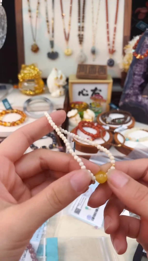 未镶嵌琥珀手饰@@A921R018414