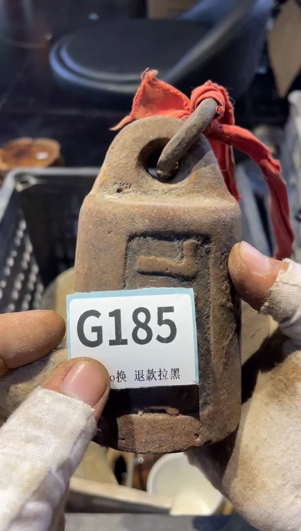 瓷片和**…表弟直播链接火爆火爆