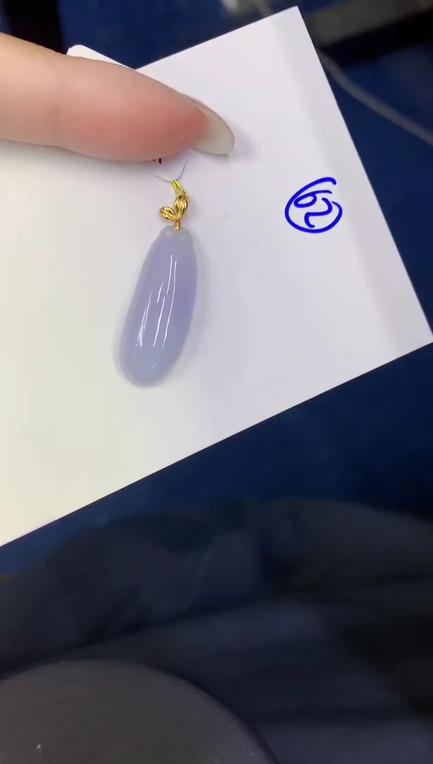颈饰18K金镶嵌翡翠缅甸天然翡翠A货