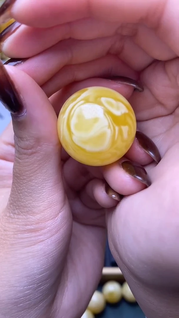 【闪购商品】琥珀裸石未镶嵌蜜蜡.68