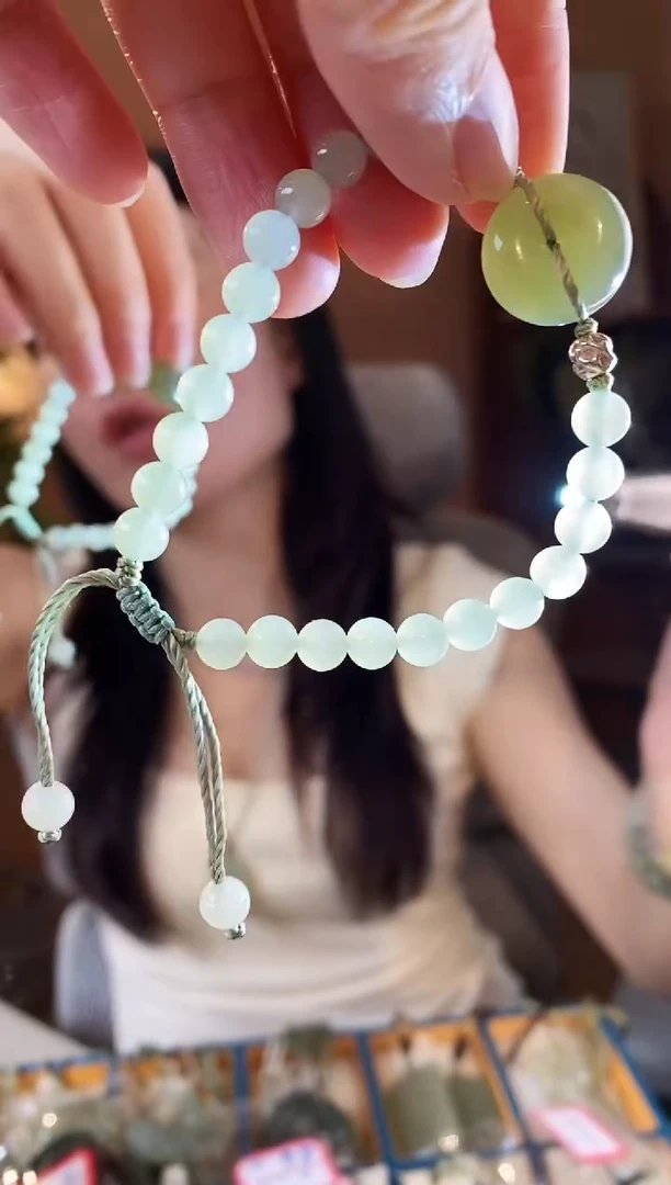 和田玉未镶嵌颈饰平安扣和田玉手链