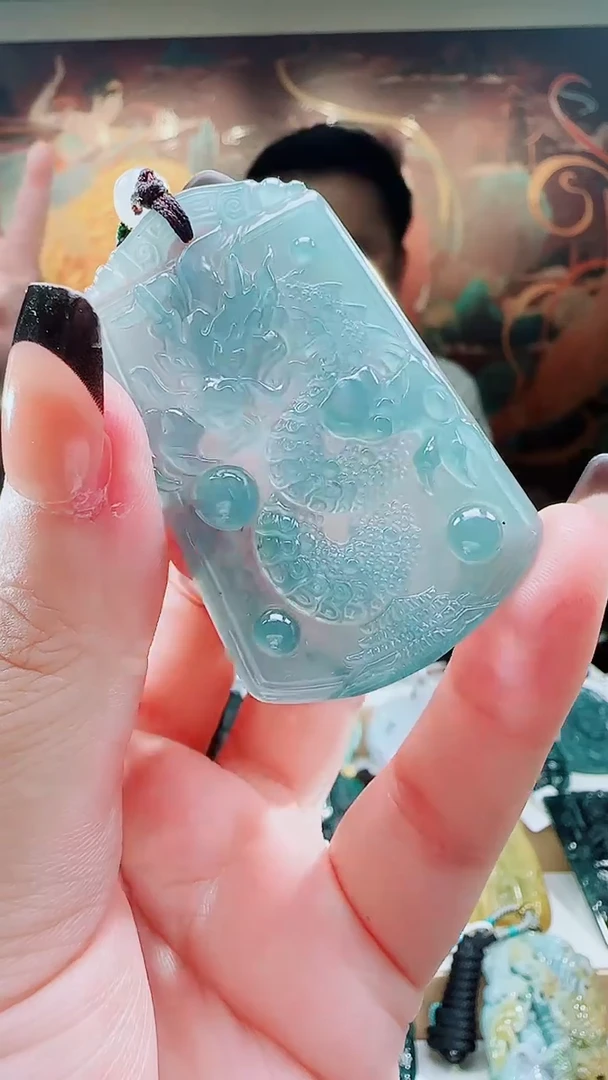 颈饰未镶嵌翡翠多样性发其一79470      龙牌