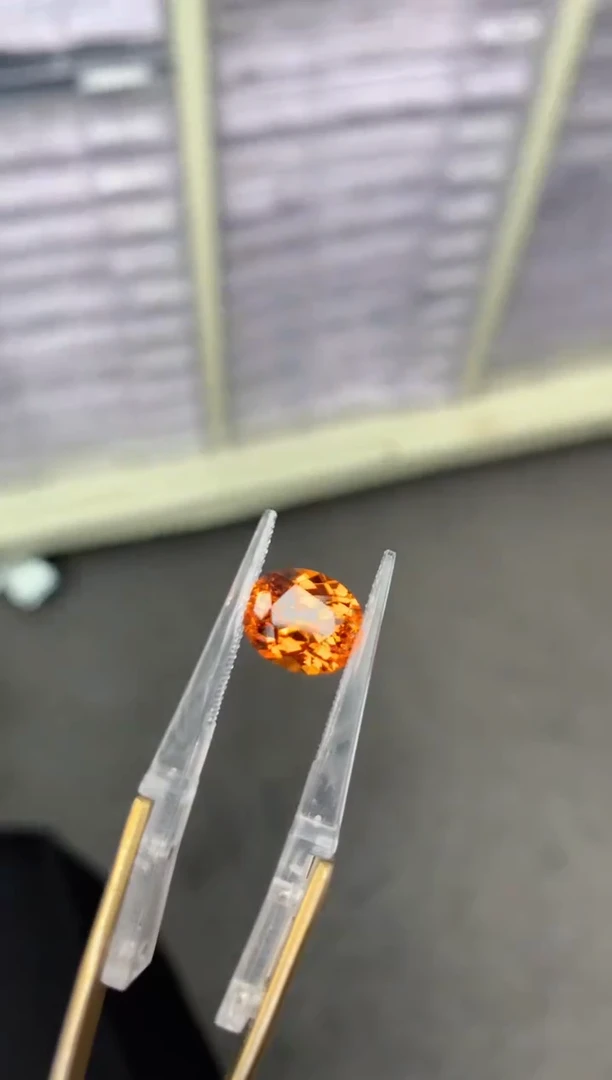 【闪购商品】石榴石裸石未镶嵌3.6ct芬达