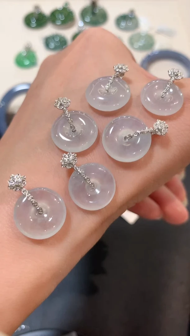 翡翠18K金镶嵌吊坠(不含链)b128多样性一件发货不退换