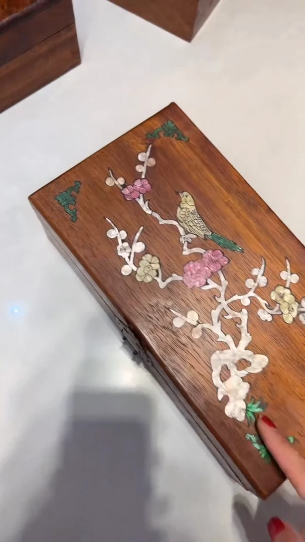 【闪购商品】贡木喜鹊登梅螺钿首饰盒