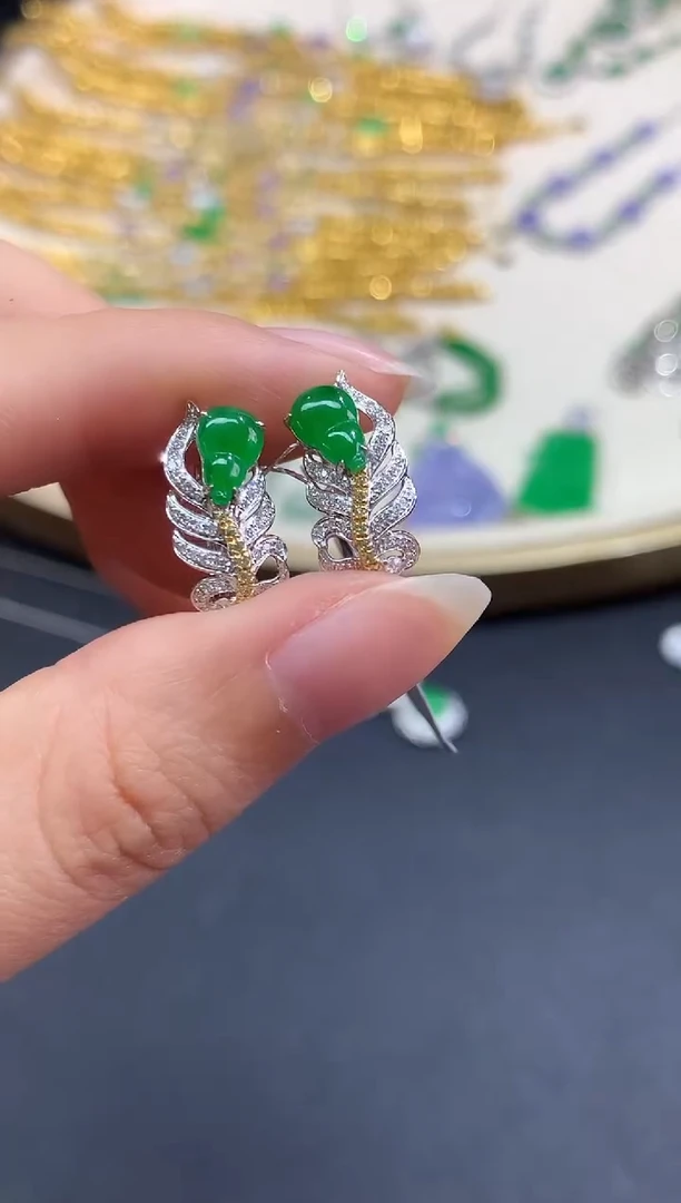 18K金镶嵌翡翠耳饰耳饰|9800