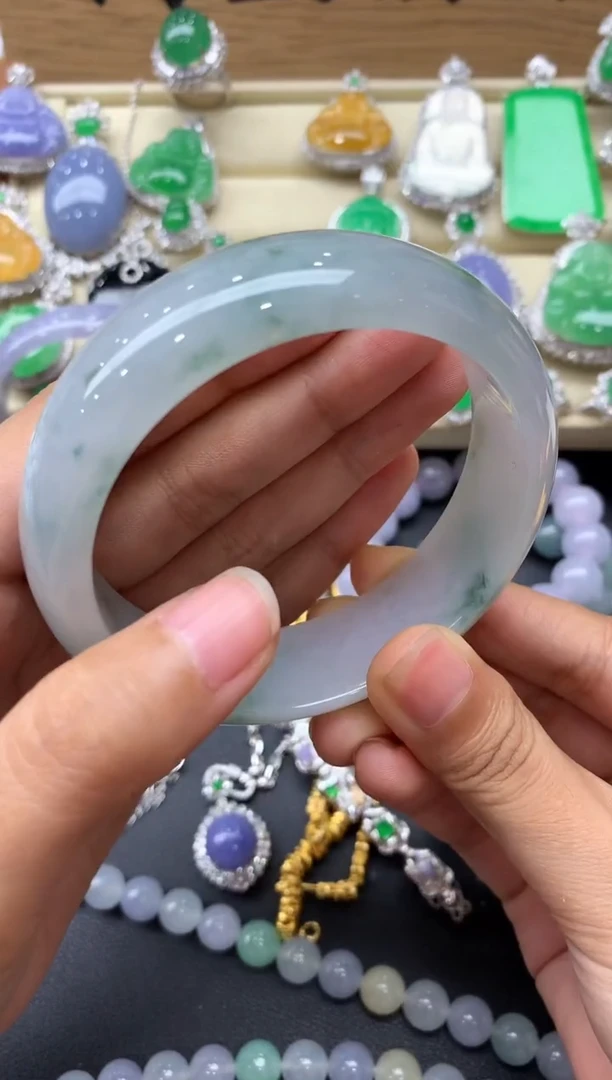 翡翠手镯未镶嵌377-中国好珍宝