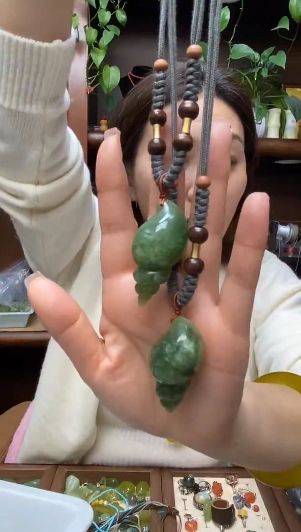未镶嵌岫玉吊坠多样性发货其中发一