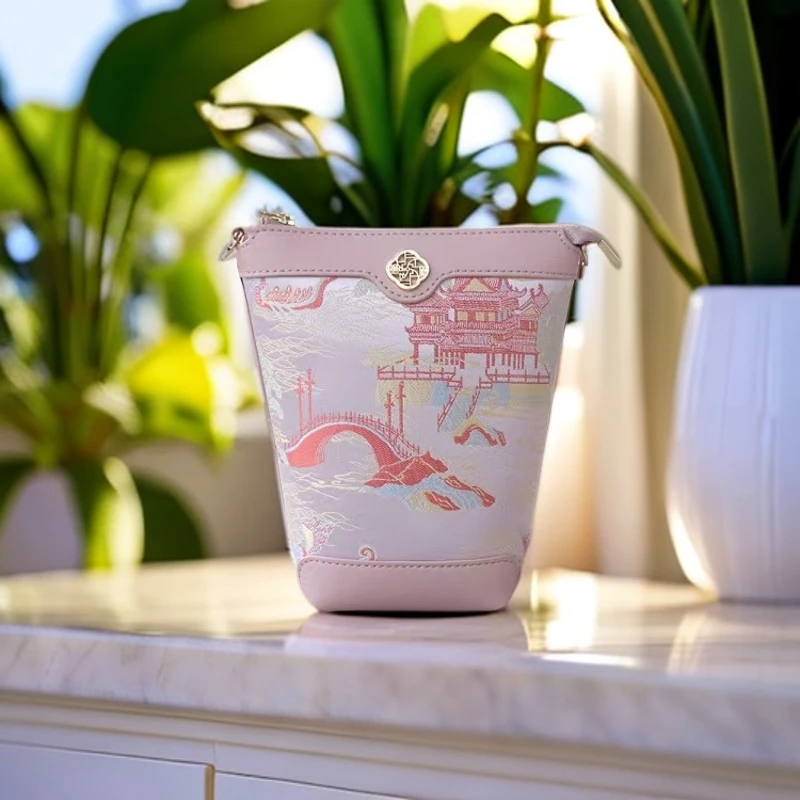 新中式国风宋锦百搭手机包斜挎包 SJ2420