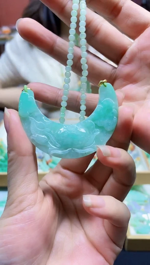 颈饰未镶嵌翡翠翡翠吊坠