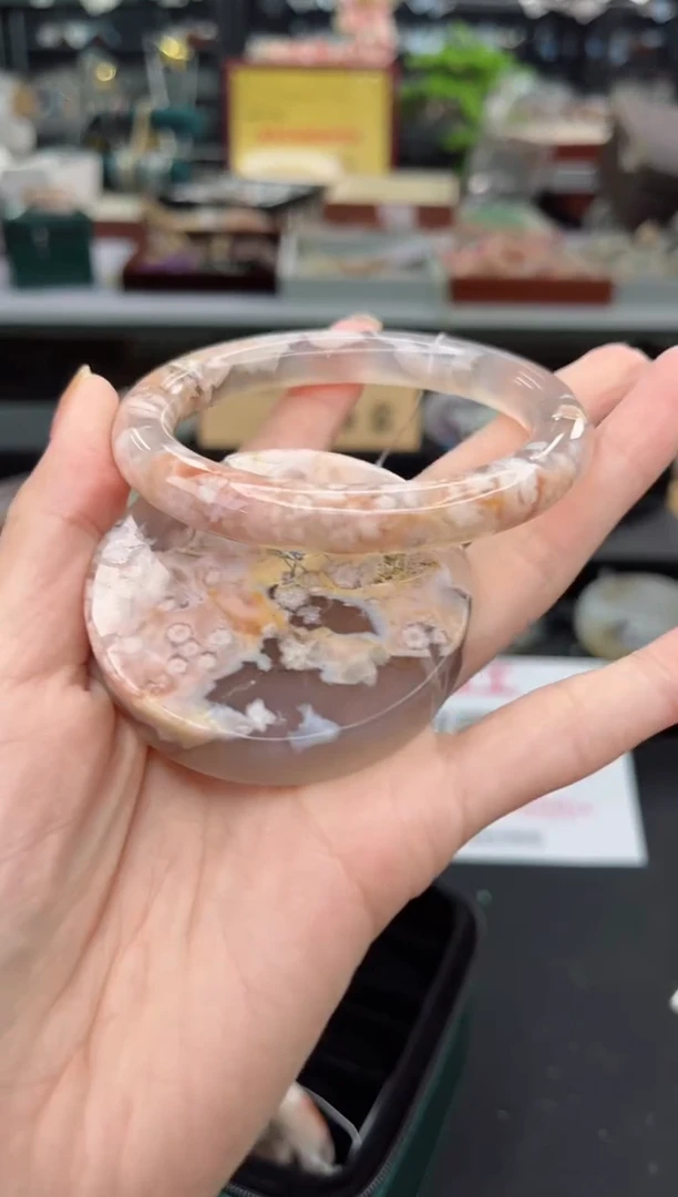 【闪购商品】石英质玉手镯未镶嵌60圈口（赠品镯心）6451056