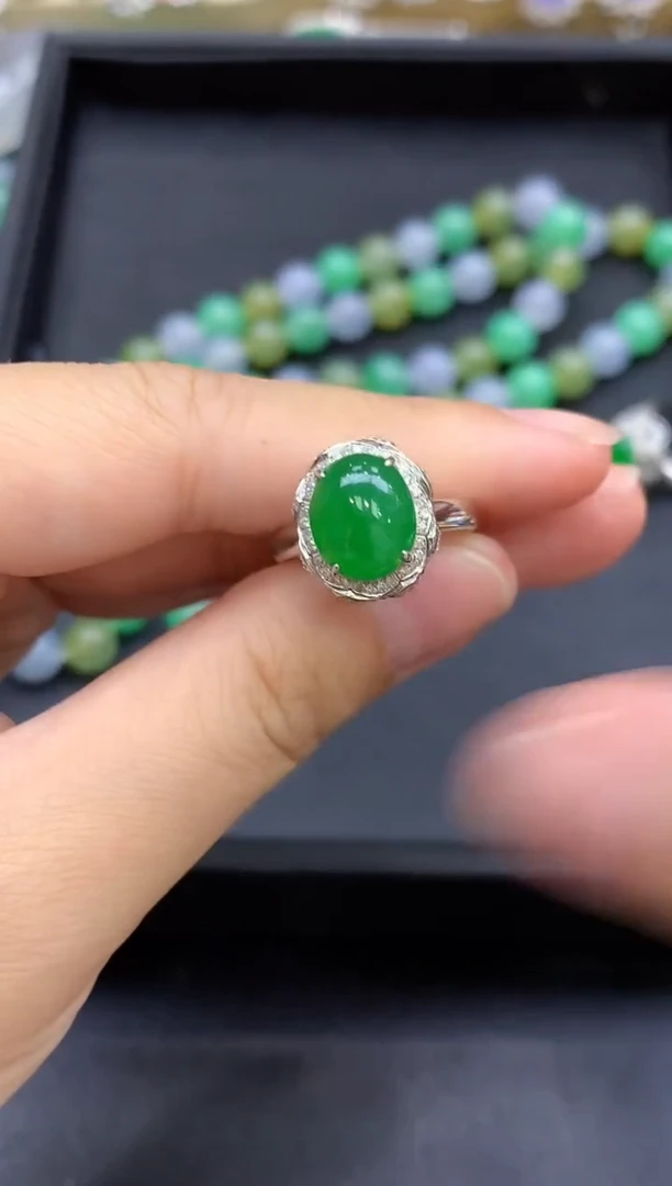 18K金镶嵌戒指翡翠882-中国好珍宝