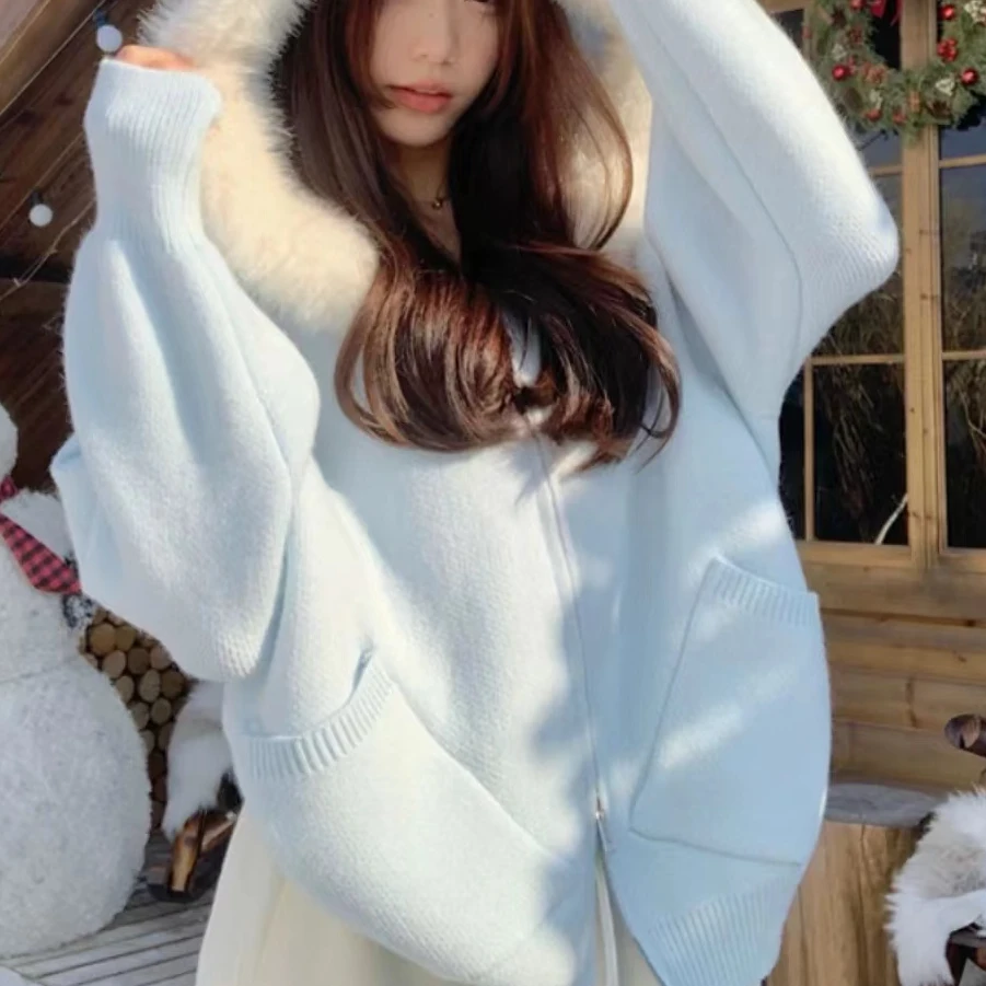 2025新年款轻奢高级感毛毛领连帽气质时尚显瘦减龄拉链开衫毛衣-O