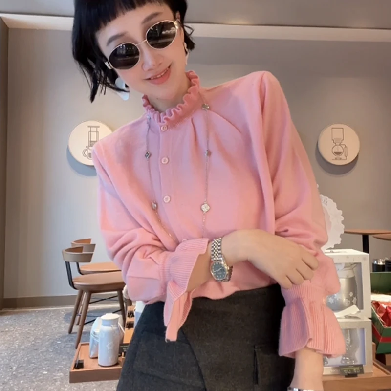 XIAOBAI冬季木耳领时尚正肩袖宽松型毛针织衫